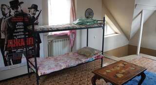 Гостиница SoloHostel Краснодар Кровать в общем мужском номере с 10 кроватями-8
